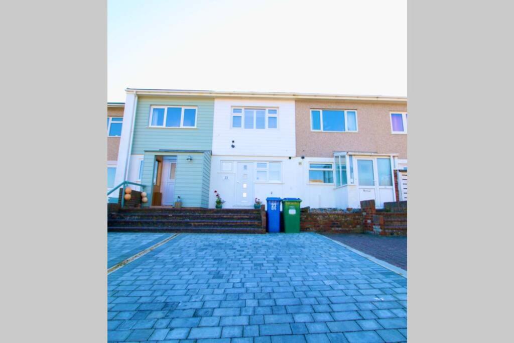 Serenity "Your Calm Seafront Retreat" By Air Premier Seaford Eksteriør bilde