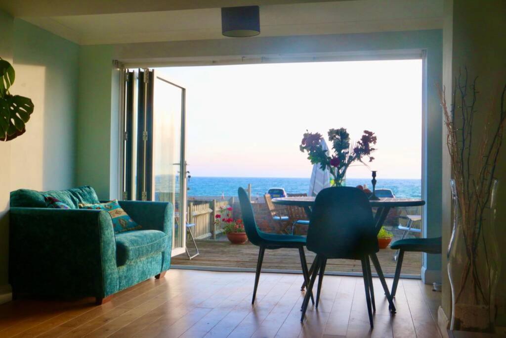 Serenity "Your Calm Seafront Retreat" By Air Premier Seaford Eksteriør bilde